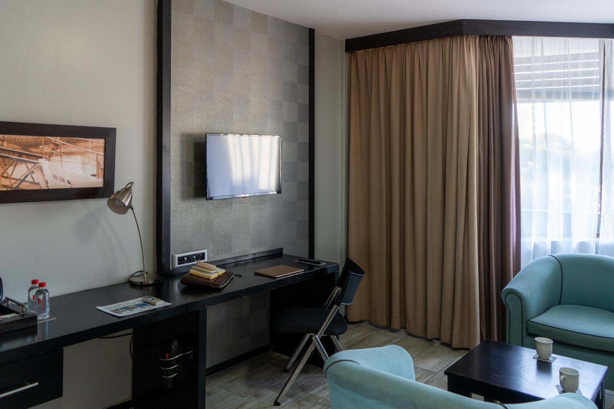 อินดาบา ลอดจ์ ริชาร์ดส เบย์ Hotel ริชาร์ดสเบย์ ภายนอก รูปภาพ