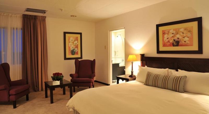 อินดาบา ลอดจ์ ริชาร์ดส เบย์ Hotel ริชาร์ดสเบย์ ภายนอก รูปภาพ